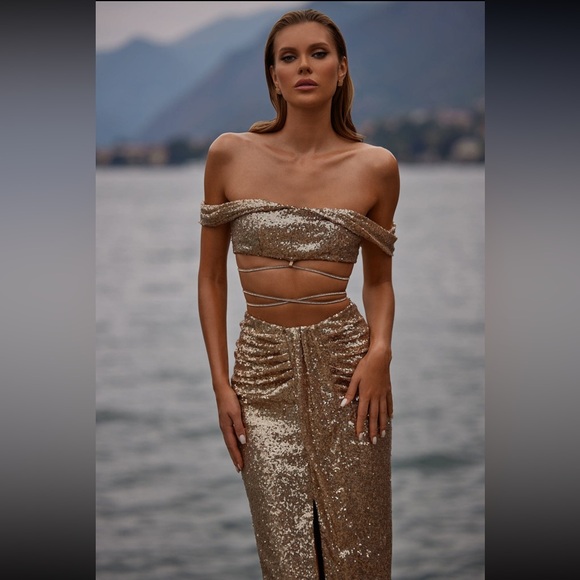 Gold Sequin Two-Piece Set - Picture 5 of 11